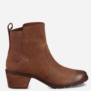 Teva Anaya Chelsea Waterproof Leather Boots